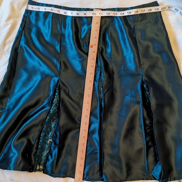 Handmade sz14 / XL emerald green satin panel with lace inset midi skirt OOAK EUC - Picture 3 of 5